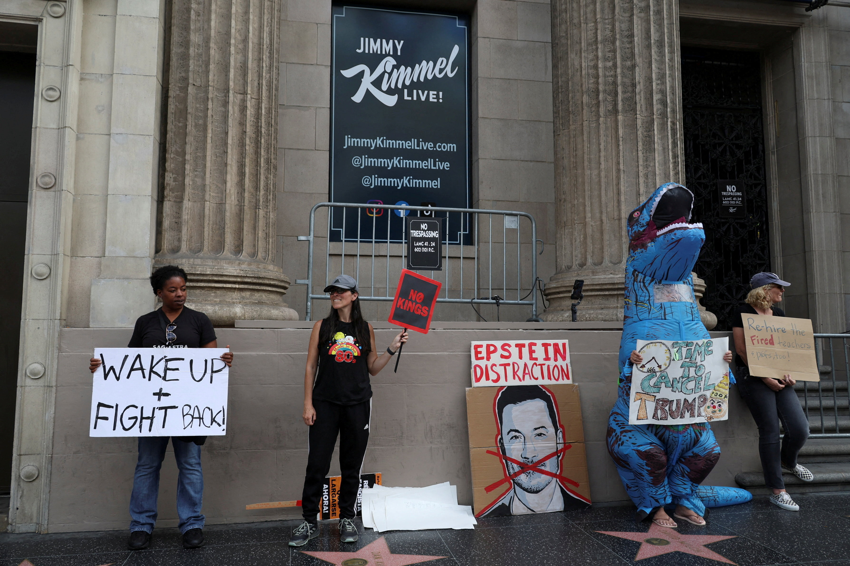 Jimmy Kimmel defends free speech as he returns to late-night television from suspension